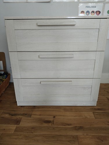 Atlas piece nursery - atlas,
