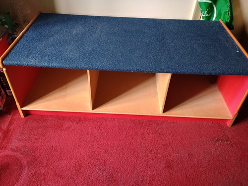 Storage unit with carpeted - carpeted, top